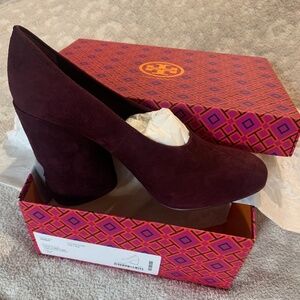 Tory Burch Suede block heel 8.5 NEW